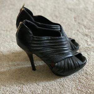 Zara Women’s Cruise Collection Peeptoe Pumps Black